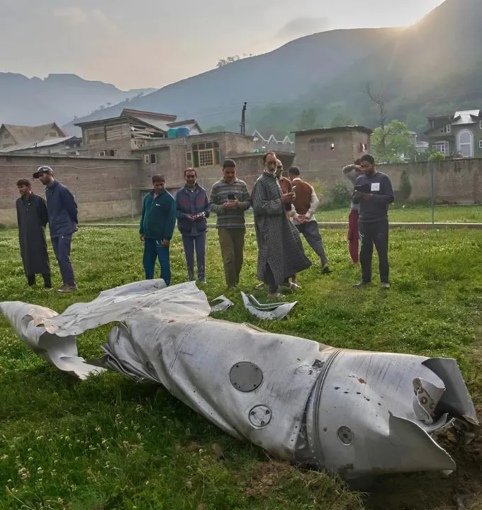 Pakistan shoot down Indian Rafale Jet during operation sindoor